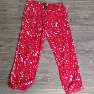 Victoria’s Secret L Red Roses and Stars Pajamas with Pockets Sleep Lounge